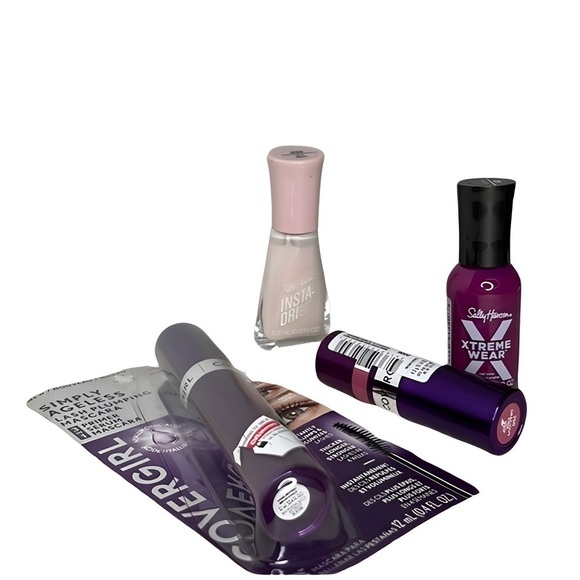 Sally Hansen & Covergirl Must-Have Makeup Bundle:‎ Elevate Your Beauty Game - Picture 1 of 3